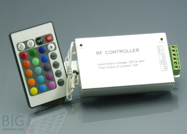 LED Stripes RGB Controller mit IR Fernbedienung