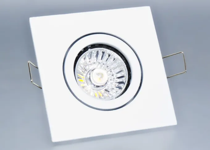 Druckguss Einbaustrahler weiß matt eckig - schwenkbar - Klickverschluss