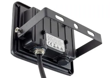ChiliTec LED-Fluter SlimLine 11W 12-24V IP65 2721 Lumen 4000K neutralweiß